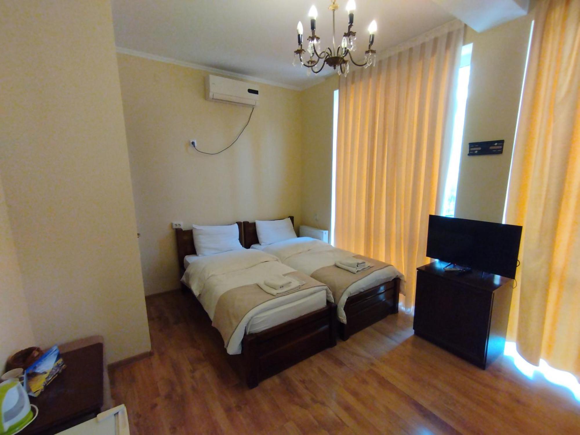 David Hotel 쿠타이시 외부 사진
