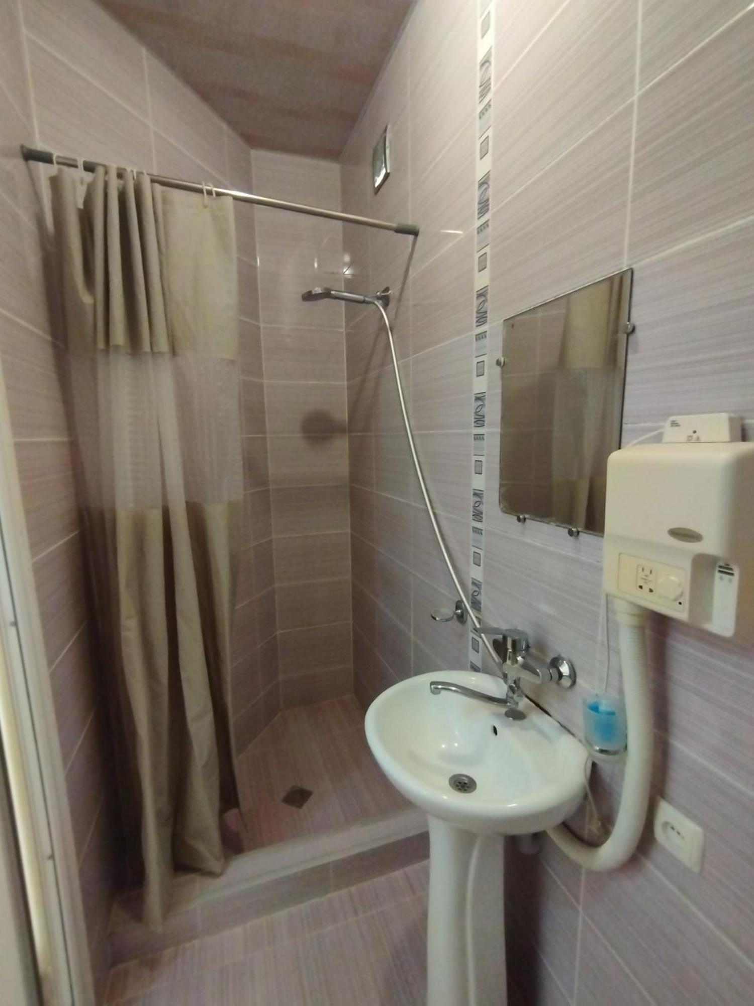 David Hotel 쿠타이시 외부 사진
