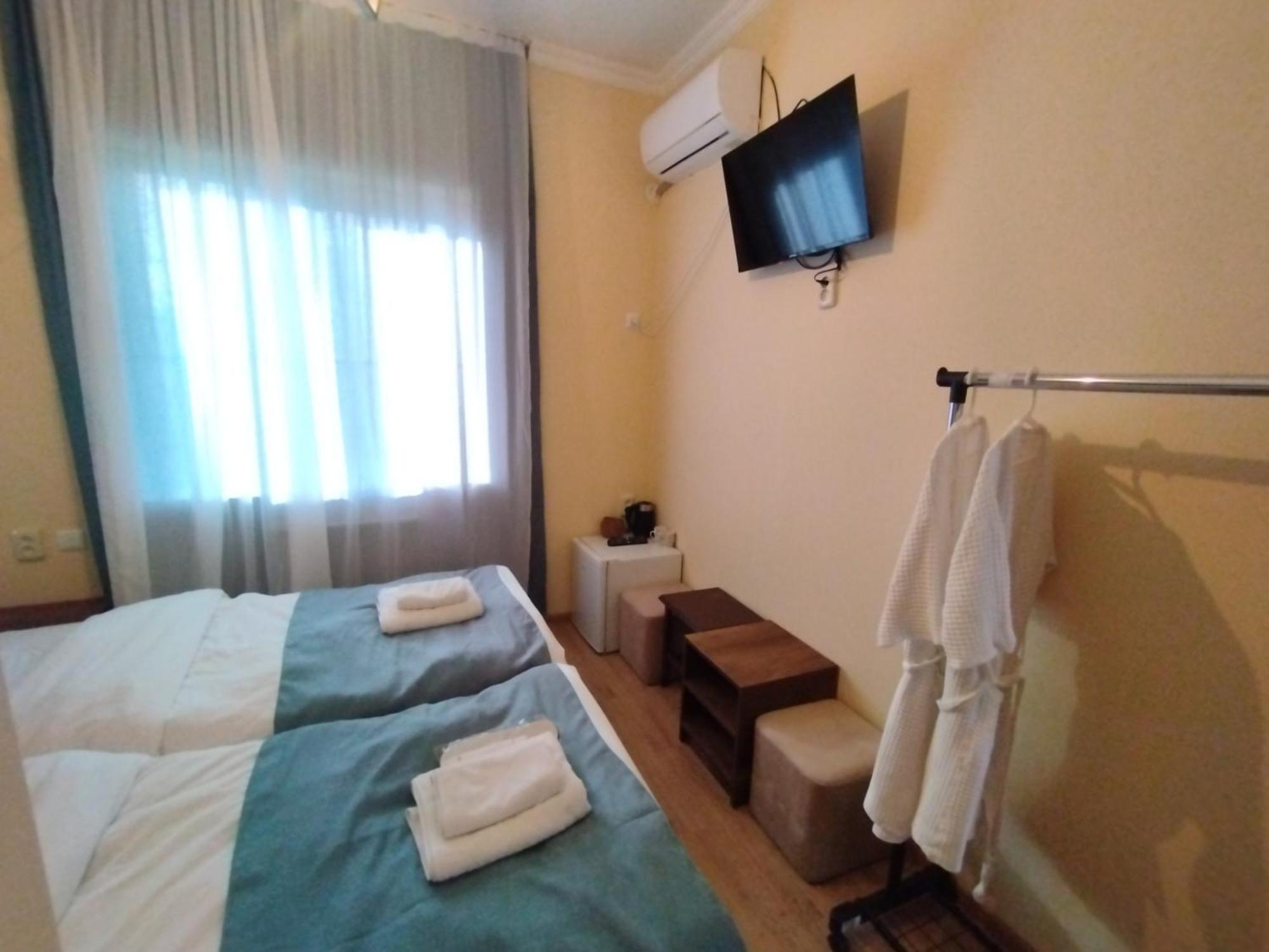 David Hotel 쿠타이시 외부 사진